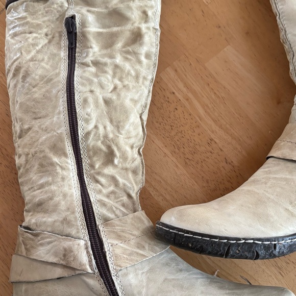 Aldo Boots - Picture 9 of 12